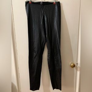 Commando Black Alligator Faux Leather Leggings L